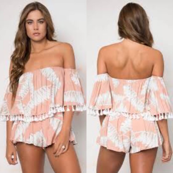 •LAST 1•Peach & White Tassel Tropical Top & Shorts - Picture 2 of 3